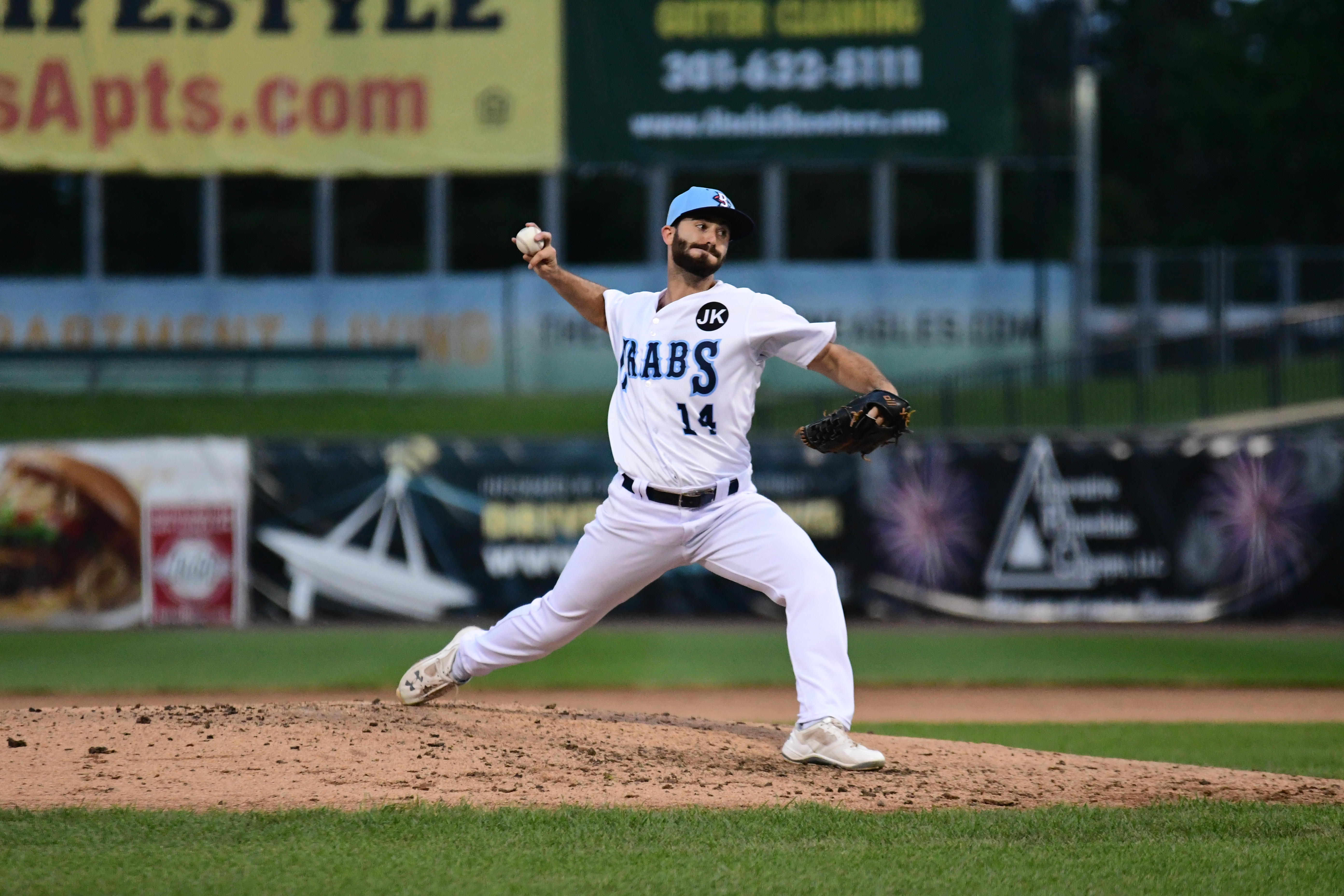 Late Rally leads to Blue Crabs Victory